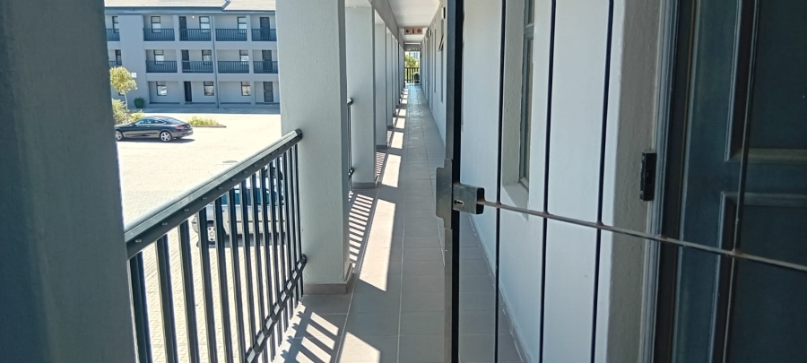 2 Bedroom Property for Sale in Parklands Western Cape